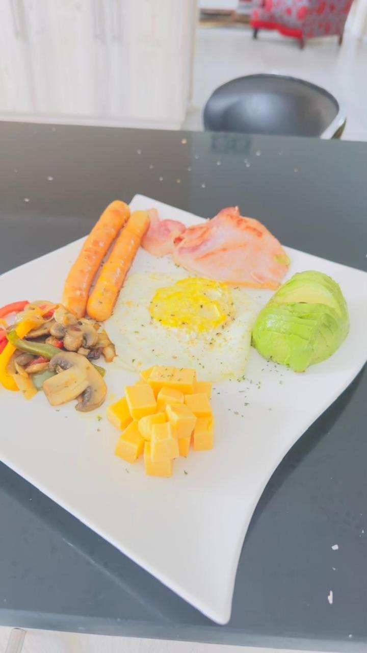 Aaron'S Nest Bed And Breakfast เลดี้สมิธ ภายนอก รูปภาพ